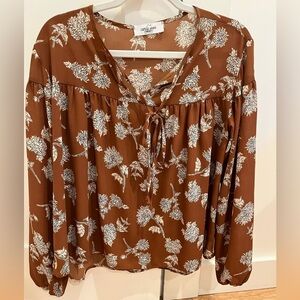 Beautiful fall Carly Jean Los Angeles top
